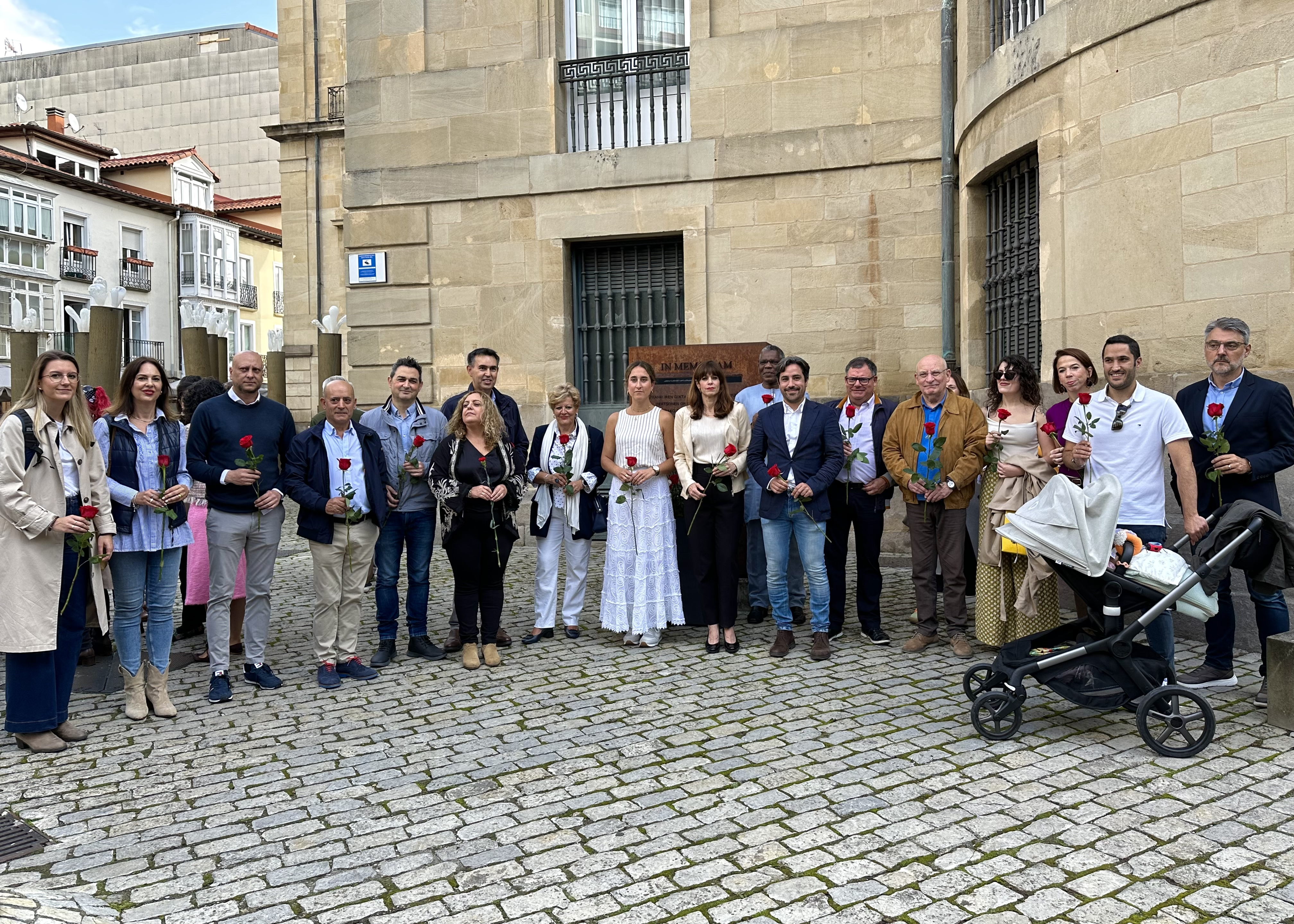 Homenaje a las víctimas de la dictadura franquista en Álava 